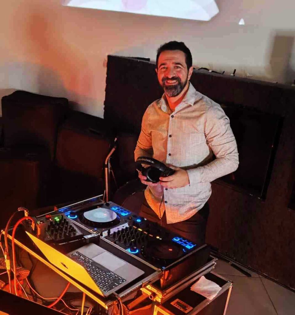 Anderson DJ Árabe festa em todo brasil